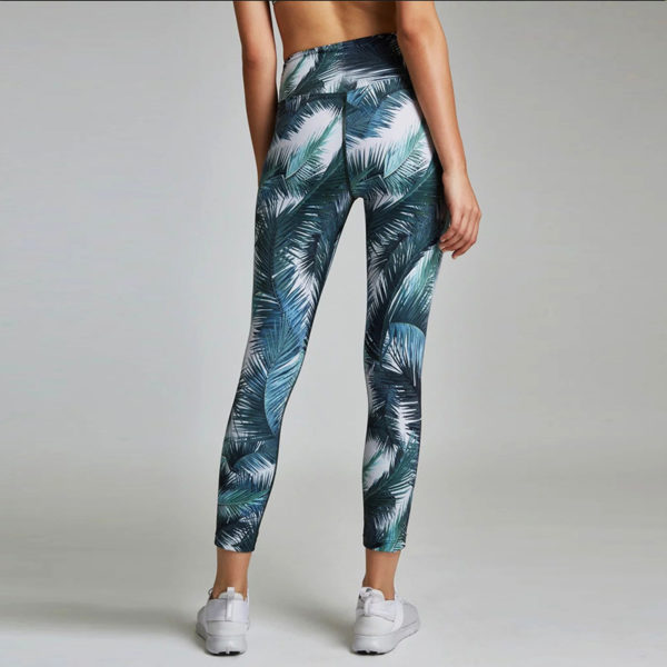 leafs print legging